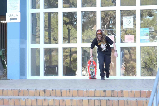 Old Dog New Tricks - Saiz 'Totem' Skateboard