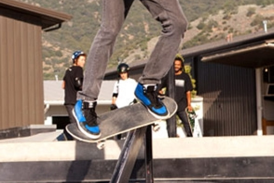 How to BS Feeble Grind with Chad Bartie